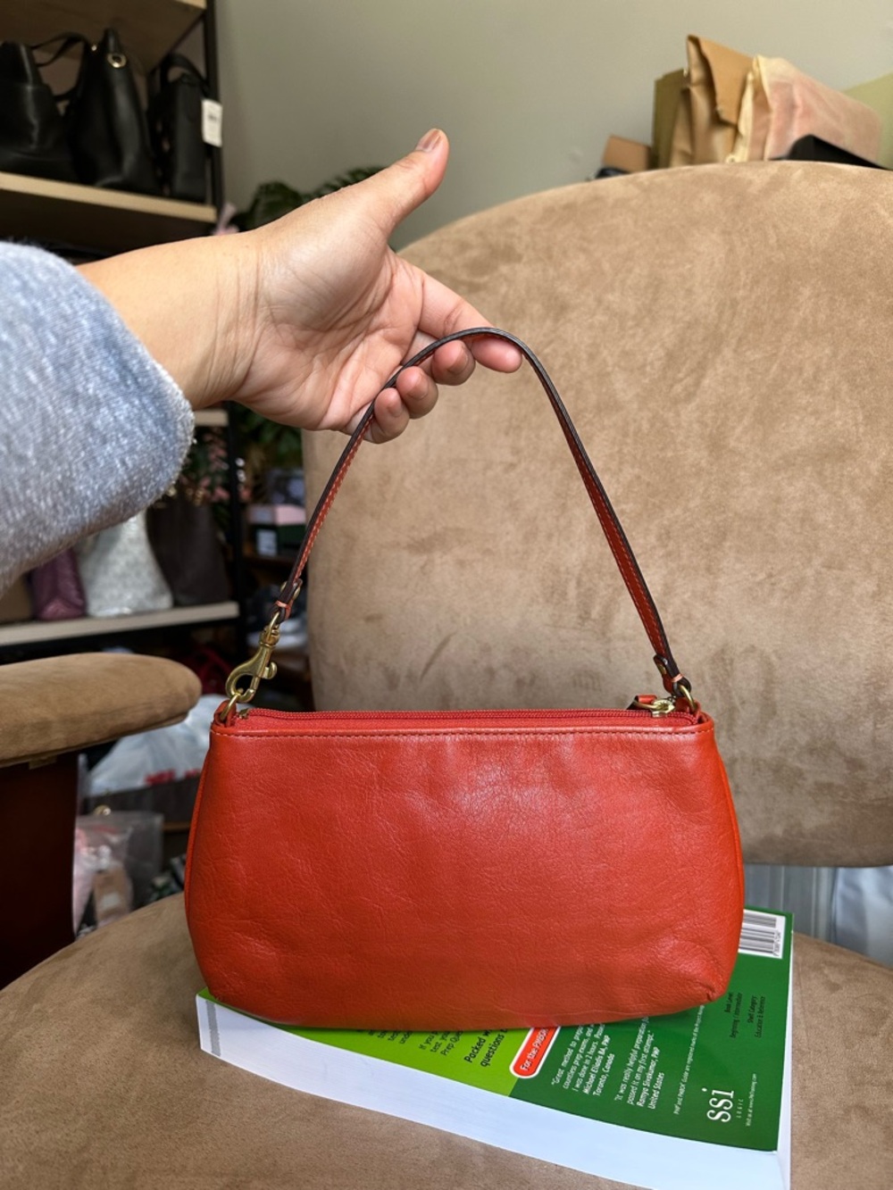 Coach Ashley Leather Large Wrislet Vibrant Orange Very Good Condition - Picture 4 of 11